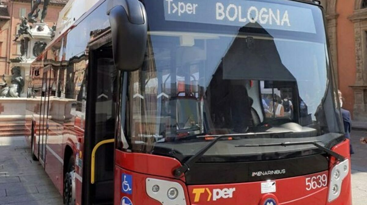 Bonus e treni gratis agli studenti in Emilia-Romagna: torna Salta su