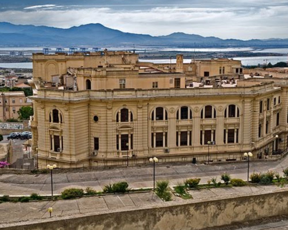 Universit Degli Studi Di Cagliari Corsi Di Laurea E Facolt UniCa