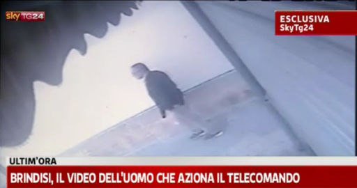 Brindisi: diffuso il video dell'attentatore