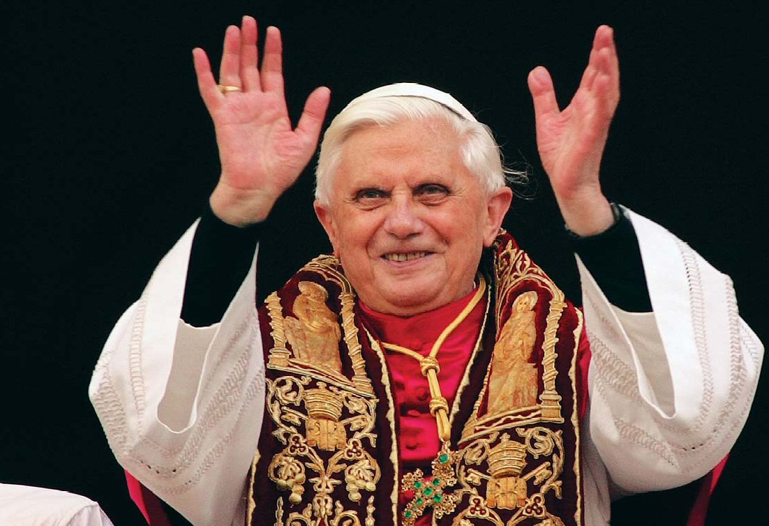 Papa Benedetto XVI  lascia il pontificato il 28 febbraio