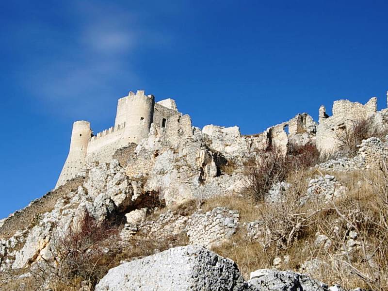 Rocca Calascio in Abruzzo, la rocca del film Il nome della Rosa