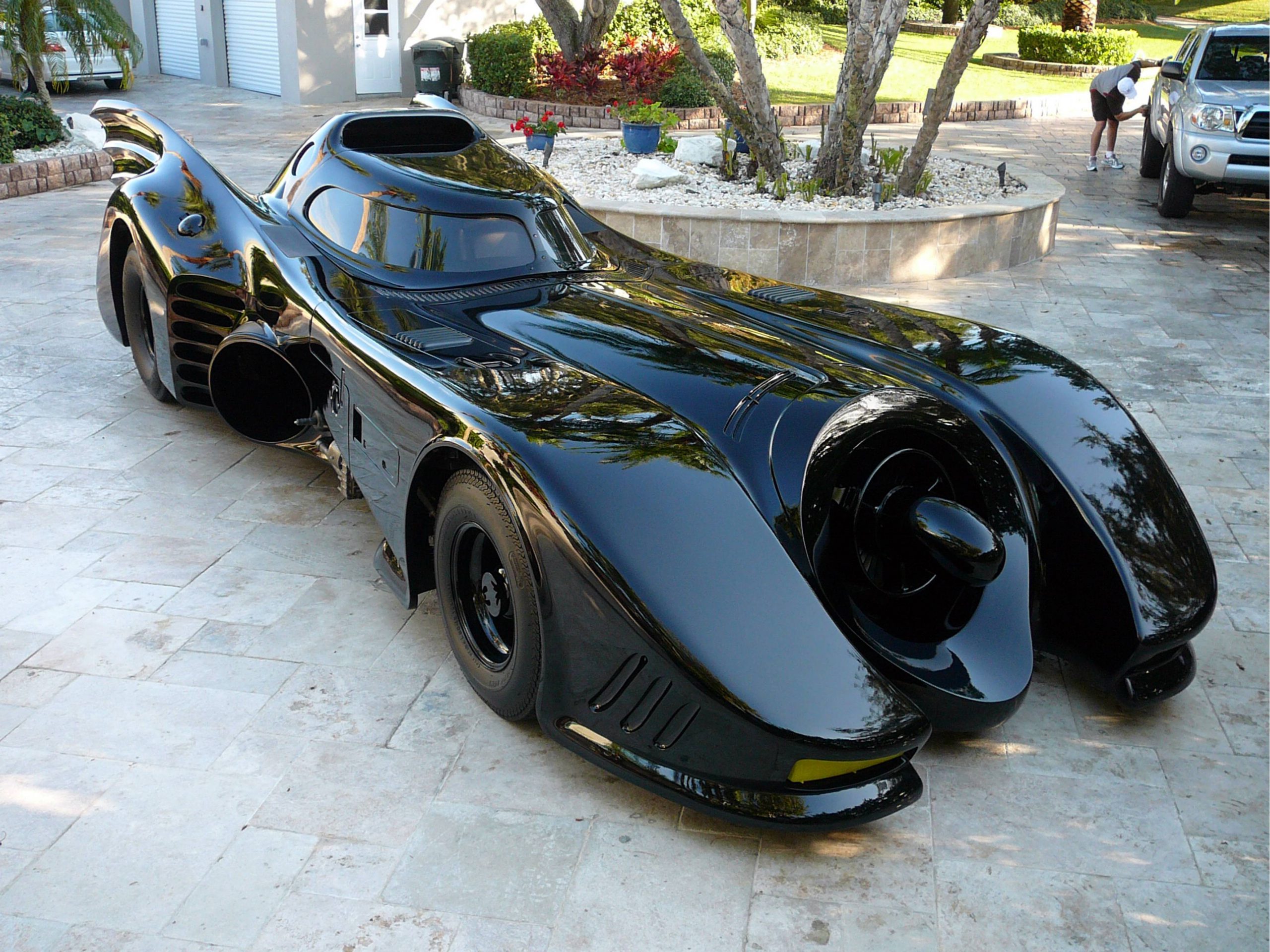 Batmobile in vendita: la macchina dell'uomo pipistrello vale 145 mila dollari