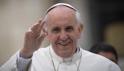 Studente critica Papa Francesco nel tema, il Prof. lo redarguisce