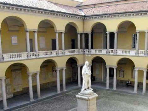 A Pavia tasse universitarie illegali