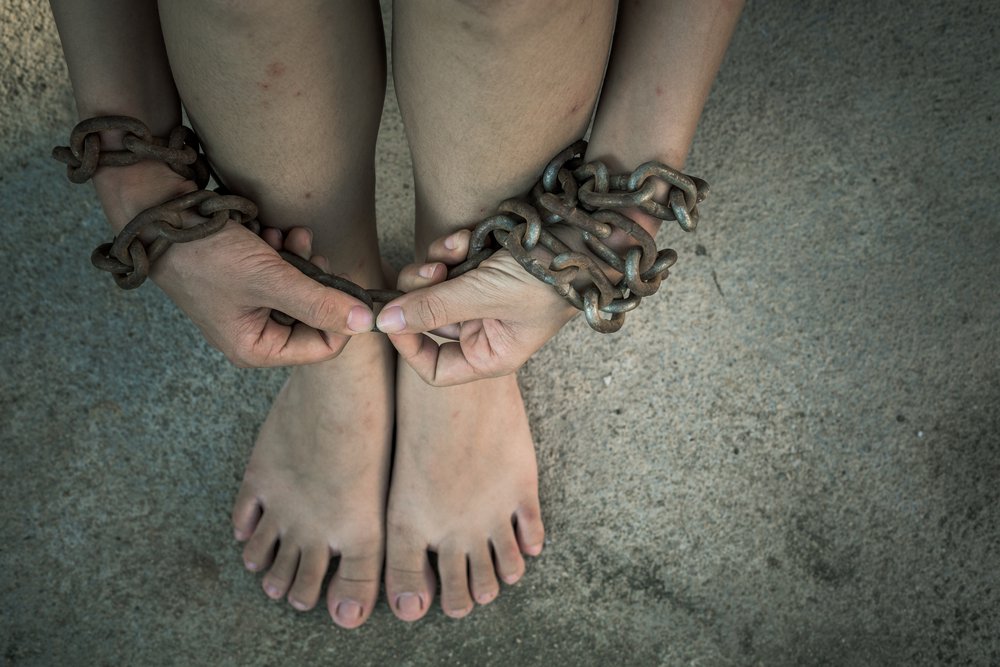 Ragazze maltrattate: 5 storie per dire basta al femminicidio