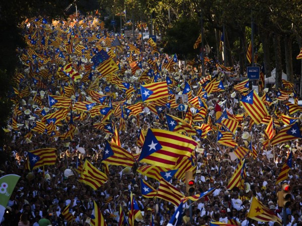 Catalogna: dichiarata l'indipendenza