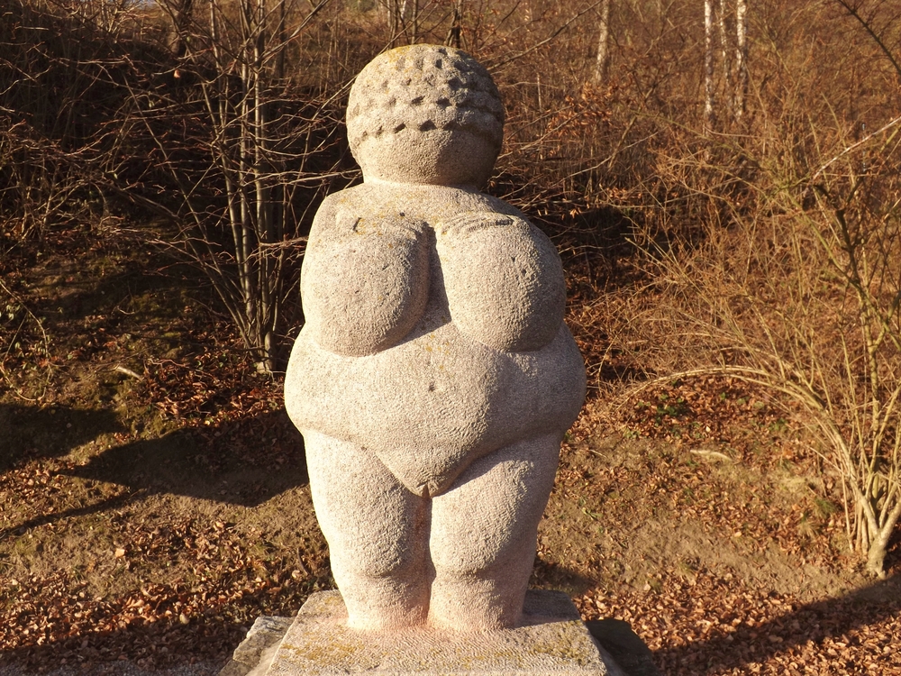 Venere di Willendorf, caratteristiche e simbologia