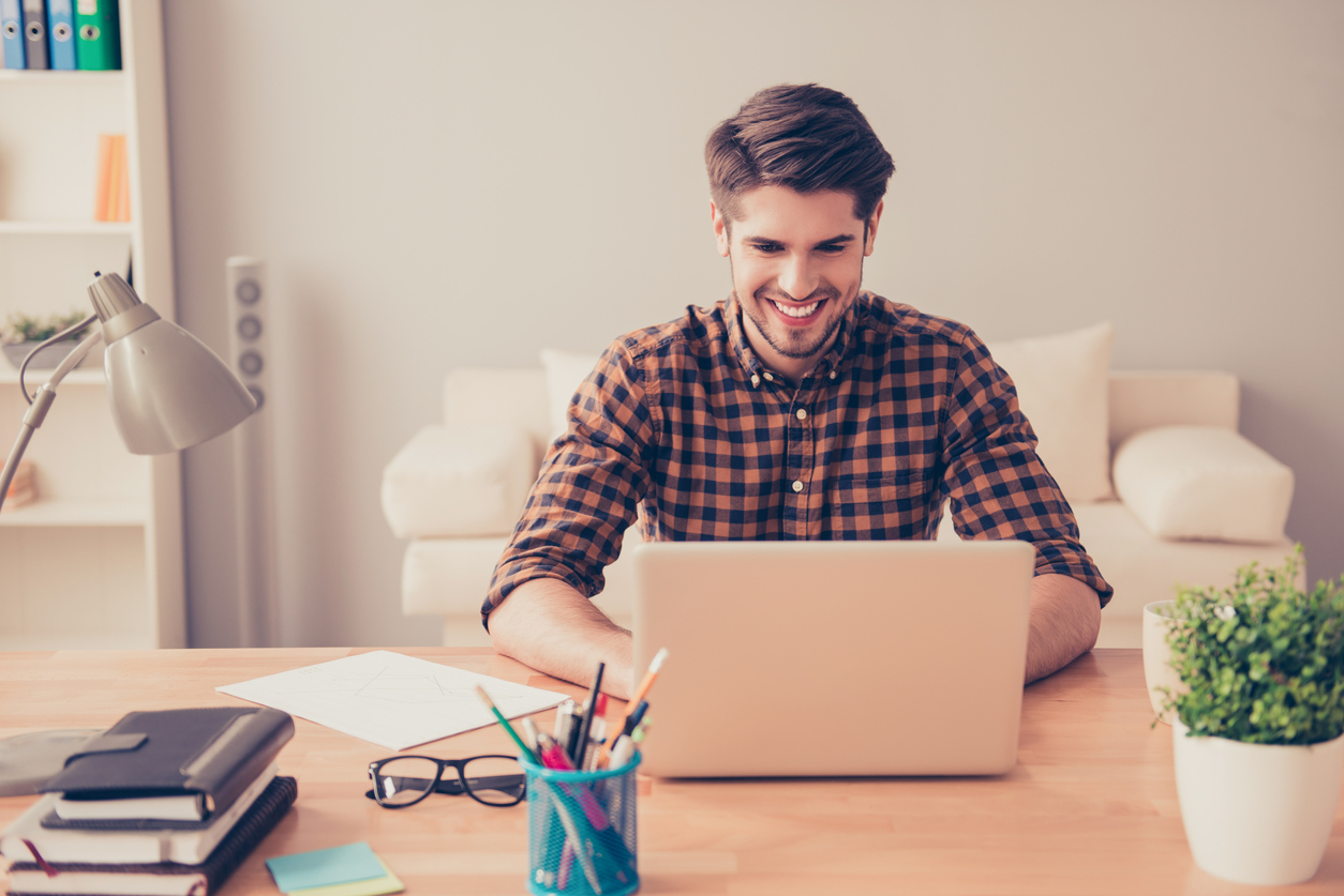 Lavorare su Internet: professioni e formazione