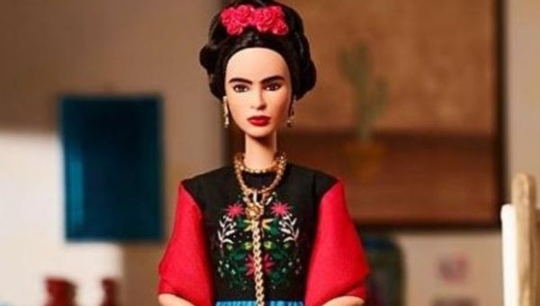 La Barbie di Frida Kahlo ritirata dal mercato messicano
