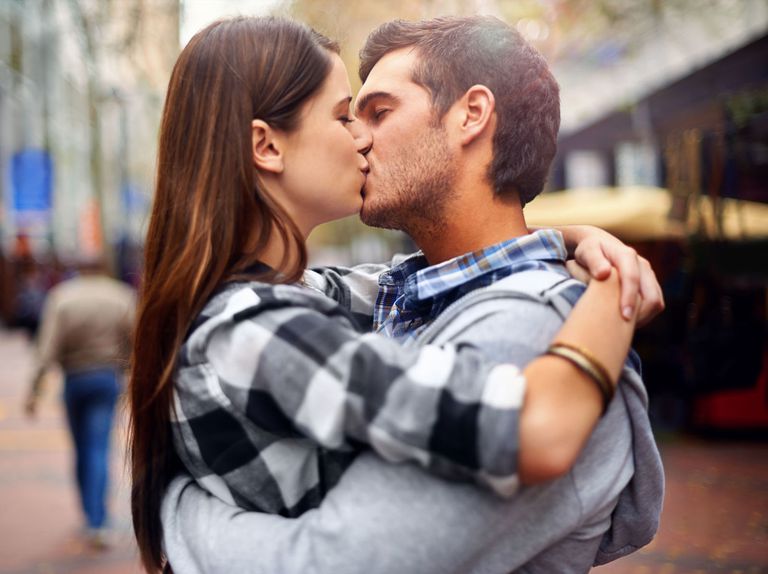 depositum Rige syg Come baciare un ragazzo per la prima volta - StudentVille
