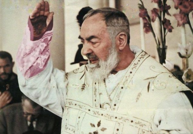 Padre Pio: vita, aforismi e morte