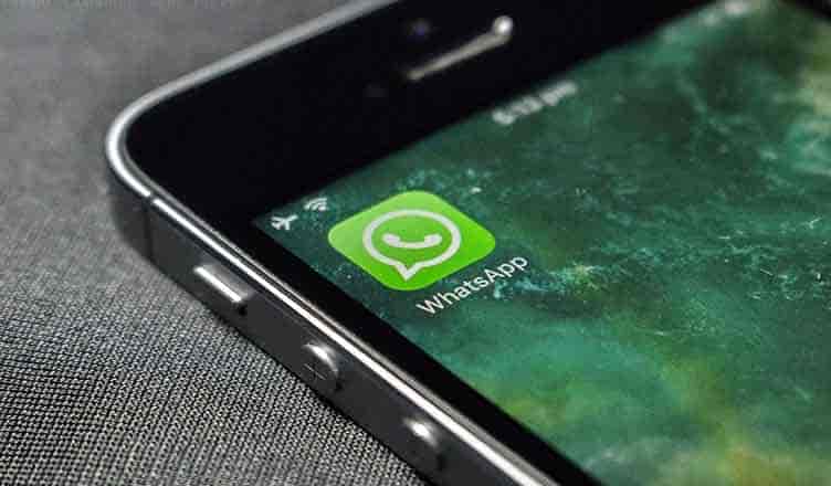 Whatsapp: inviare messaggi senza risultare online