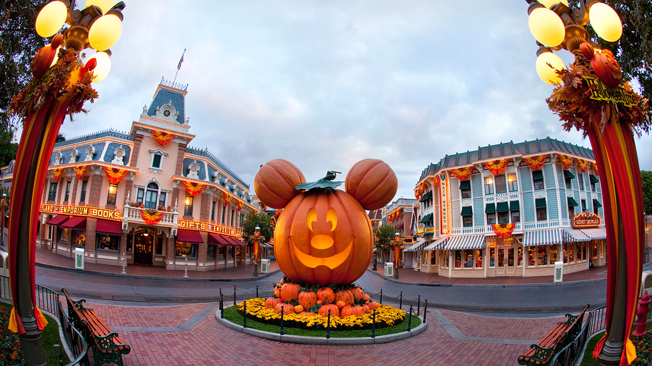Halloween 2021 Disneyland Paris: date, biglietti, eventi