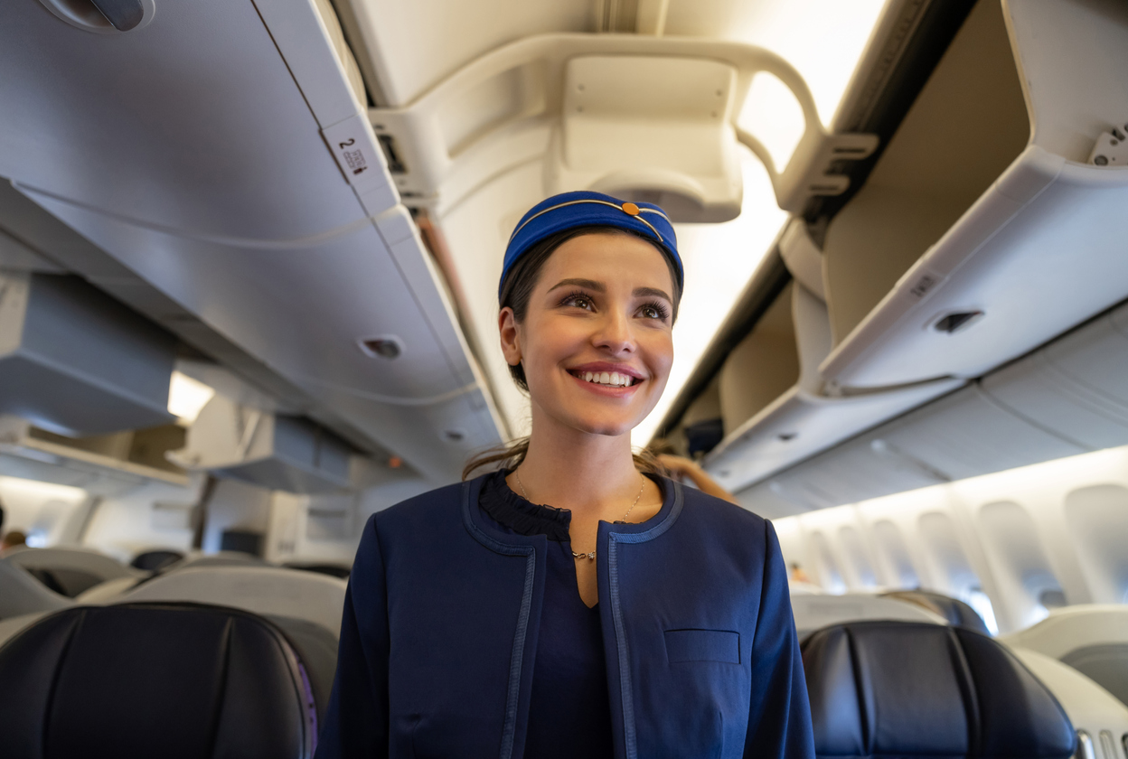 Hostess racconta le assurde richieste dei passeggeri durante un volo
