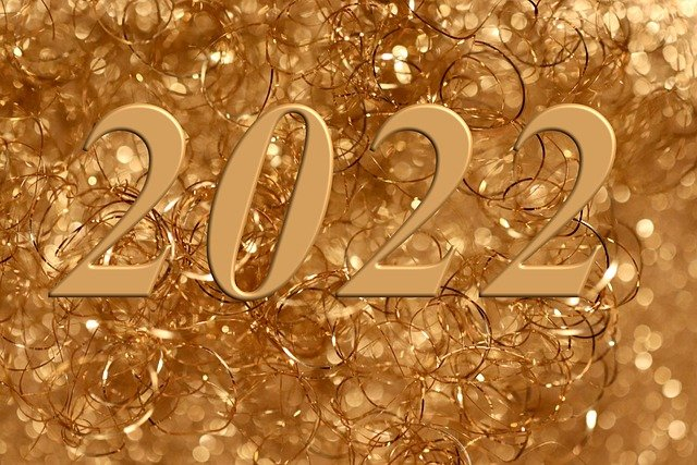 Auguri di Capodanno divertenti: le frasi migliori