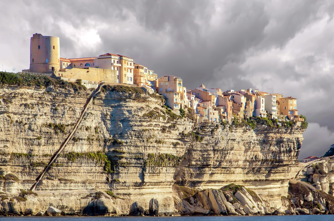 Vacanze in Corsica 2021, dove andare e cosa vedere