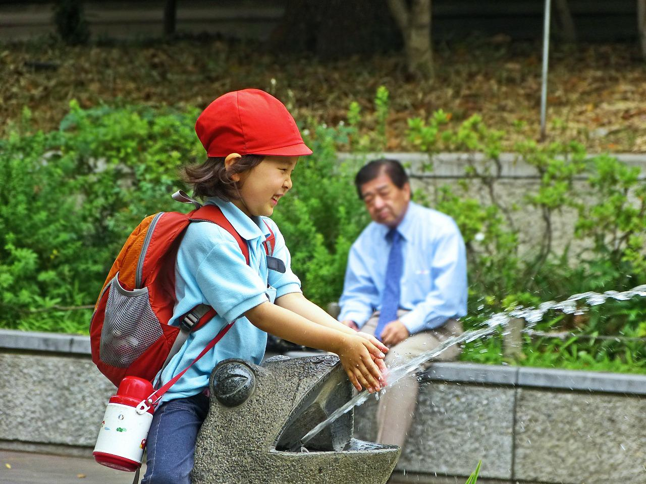 In Giappone si può tornare a parlare a scuola dopo due anni
