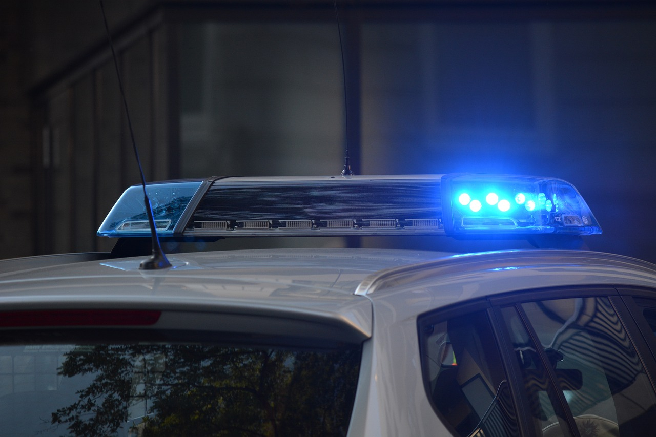 Studenti a scuola con un taser: il caso presso una scuola di Bergamo