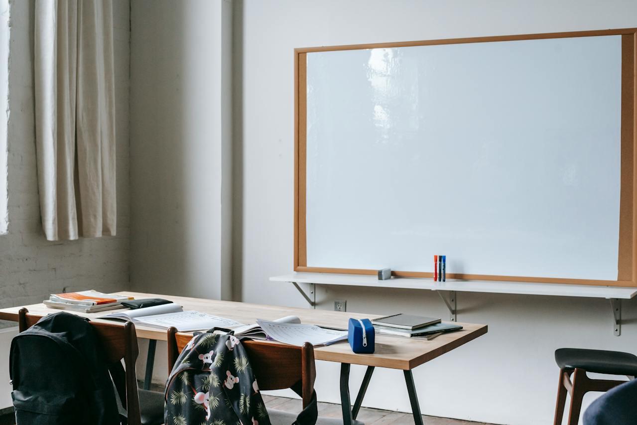 Studentessa aggredisce e spacca il labbro ad un professore: è successo a Grosseto