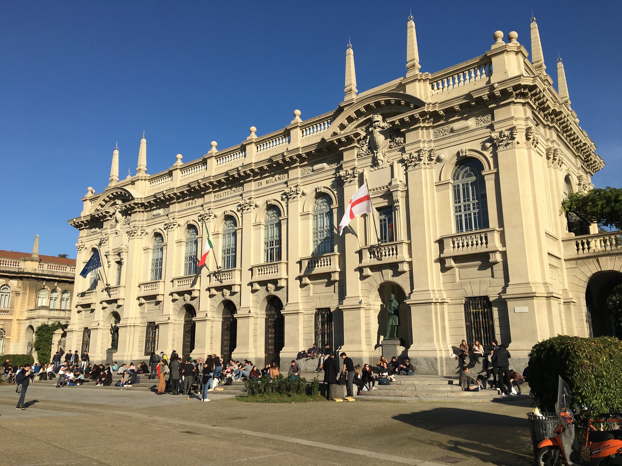 Università, accademie e scuole di moda e design a Milano