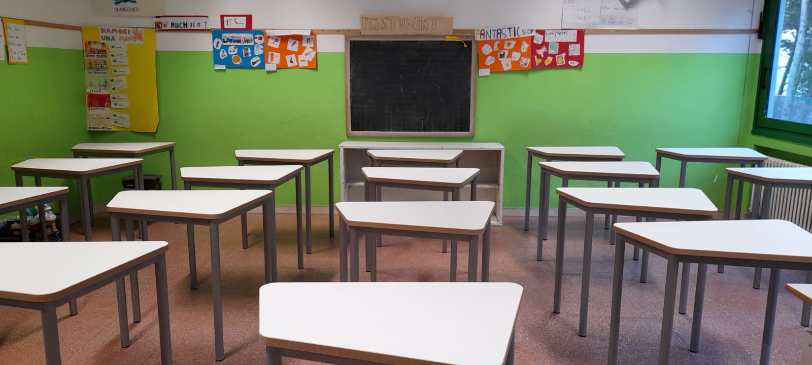 Uno studente su tre lascia la scuola prima del diploma: è allarme nelle periferie romane