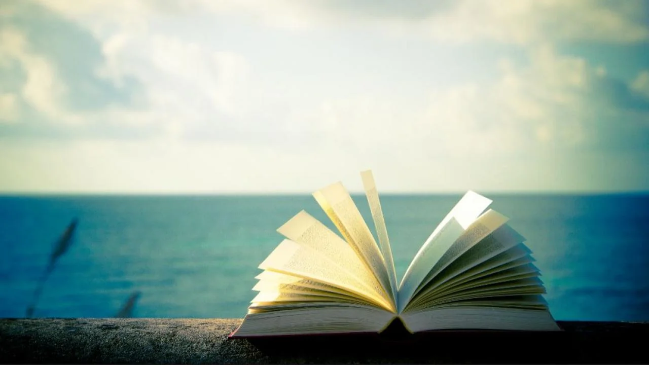 BookTok, libri fantasy autoconclusivi: i titoli più interessanti