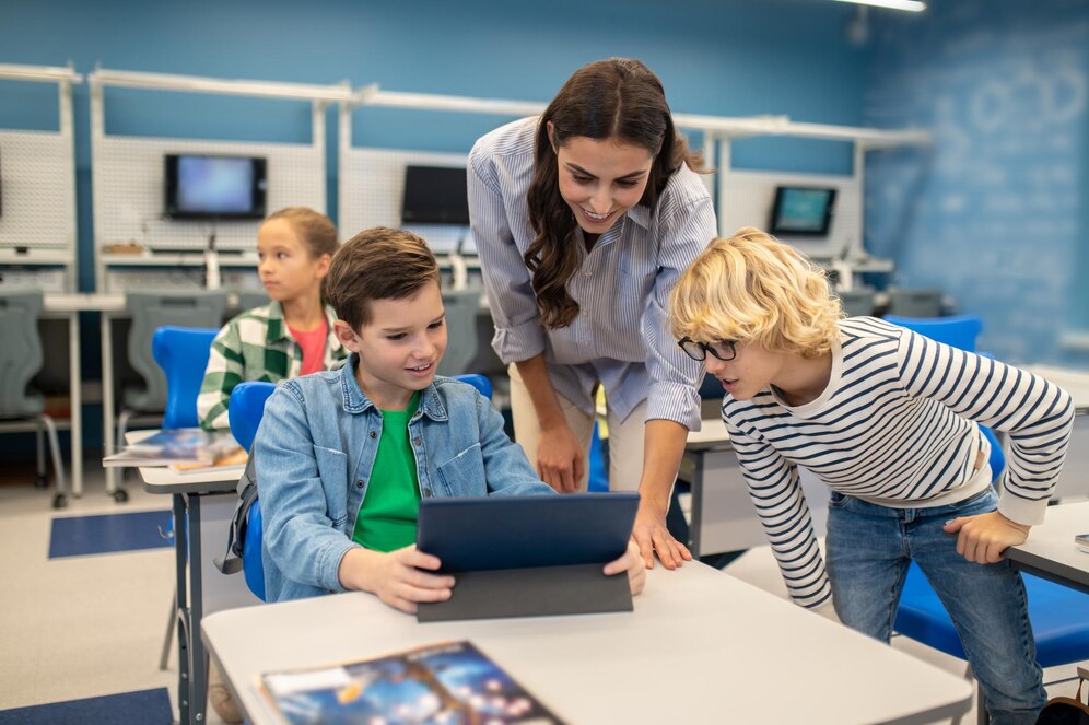 IA nelle scuole: tra innovazione didattica e tutela dei dati
