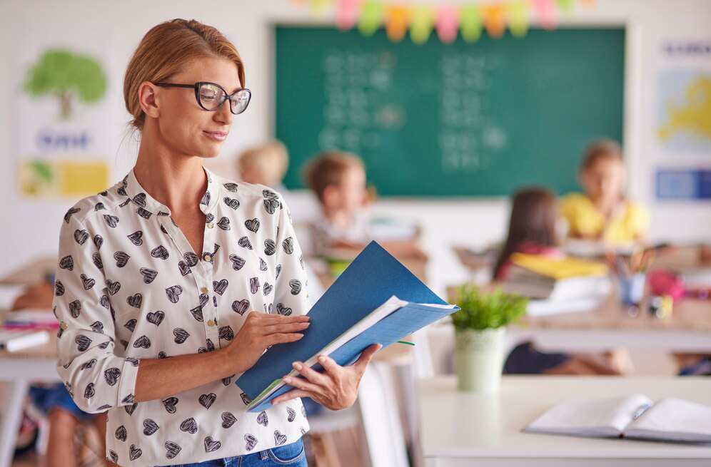 Scuola, allarme suicidi tra gli insegnanti: quasi un decesso al mese