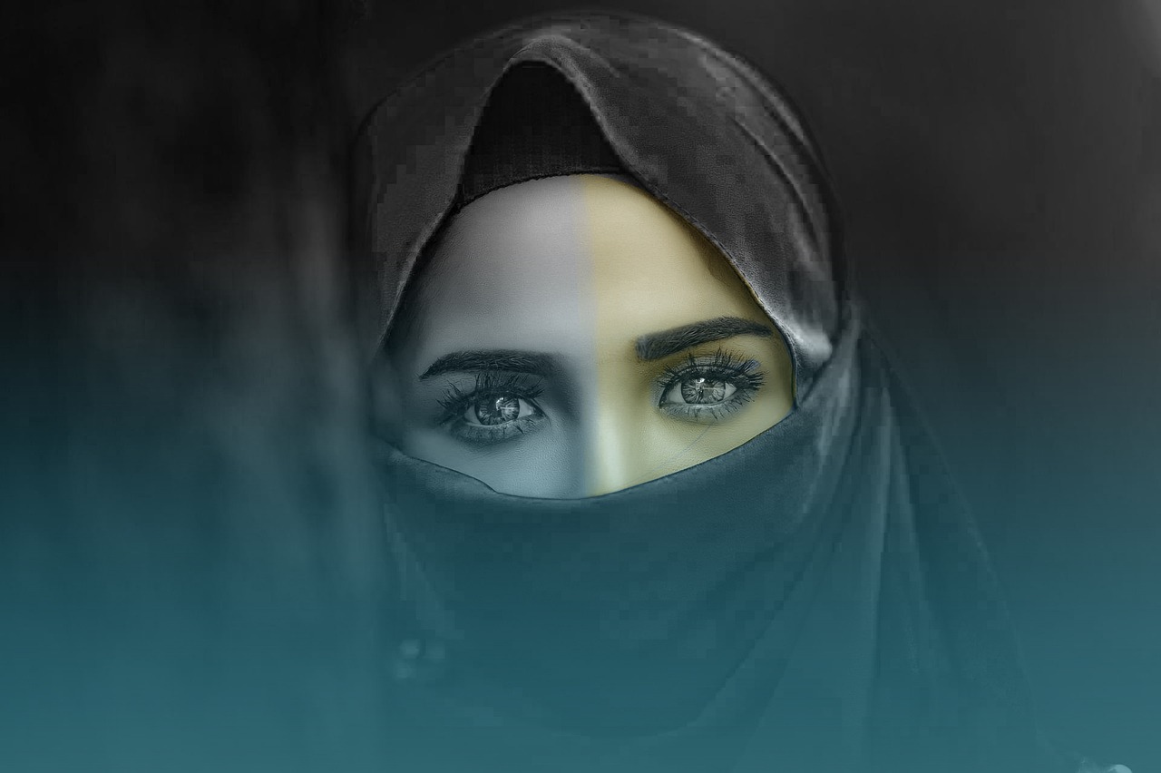 Il Garante per l’Infanzia sul niqab a scuola: 
