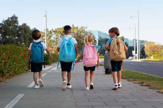 Vacanze estive e centri estivi: l'allarme per le famiglie italiane