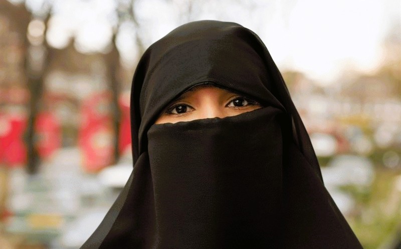 A scuola vietato il niqab: il progetto di legge in Friuli