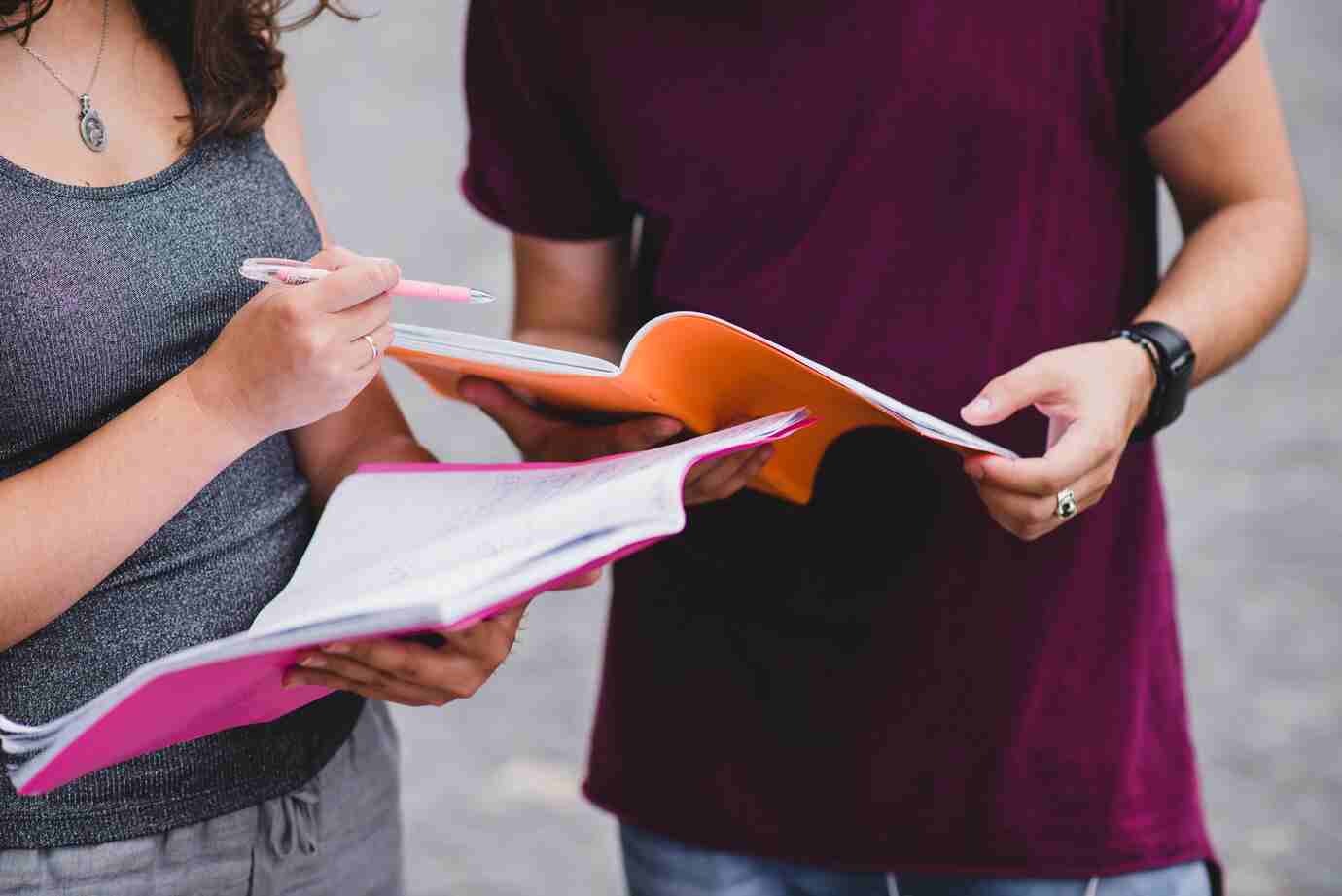 Orientamento, oltre il 70% degli studenti sceglie tardi l’università