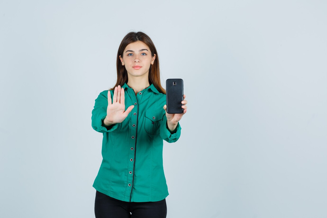 Stop smartphone fino alla terza media: in Austria vietati anche PC e Tablet