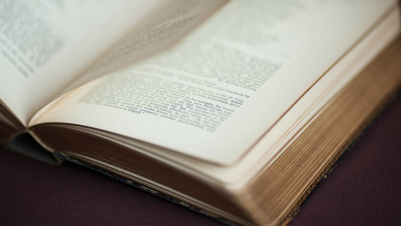 Divina Commedia, Canto 2 Purgatorio: testo, parafrasi e figure retoriche