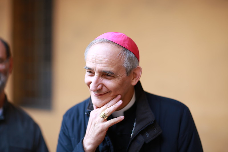 Conclave in fermento: : il tifo del liceo Virgilio per il cardinale Zuppi