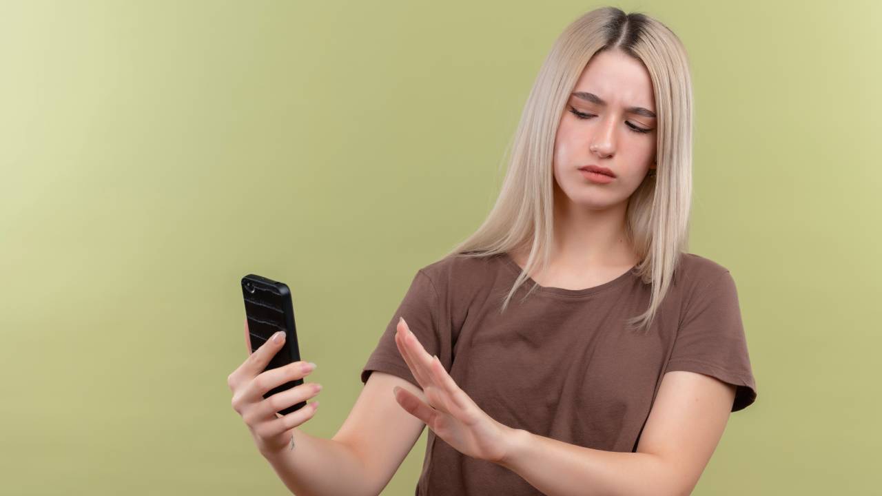 Stop smartphone, il nuovo assetto normativo per studenti e docenti