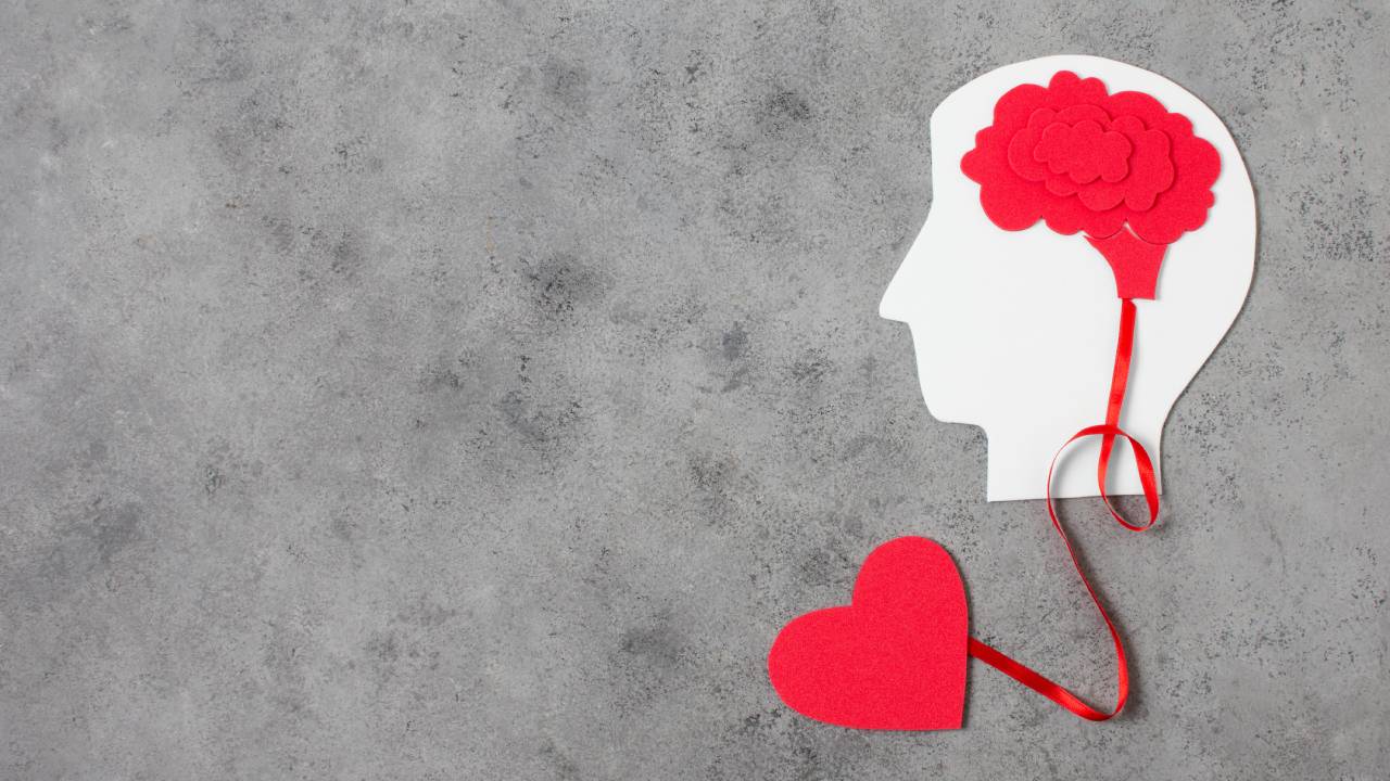 Giornata mondiale della salute mentale 2025: 1 adolescente su 7 nel mondo soffre di disturbi psichici, allarme anche in Italia