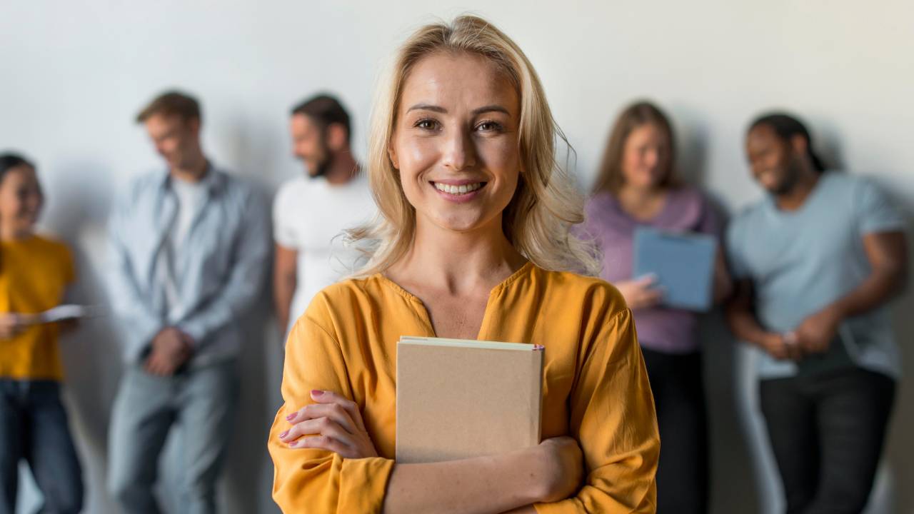 Rinnovo CCNL: variazioni salariali dei docenti in base all’anzianità dal 2026