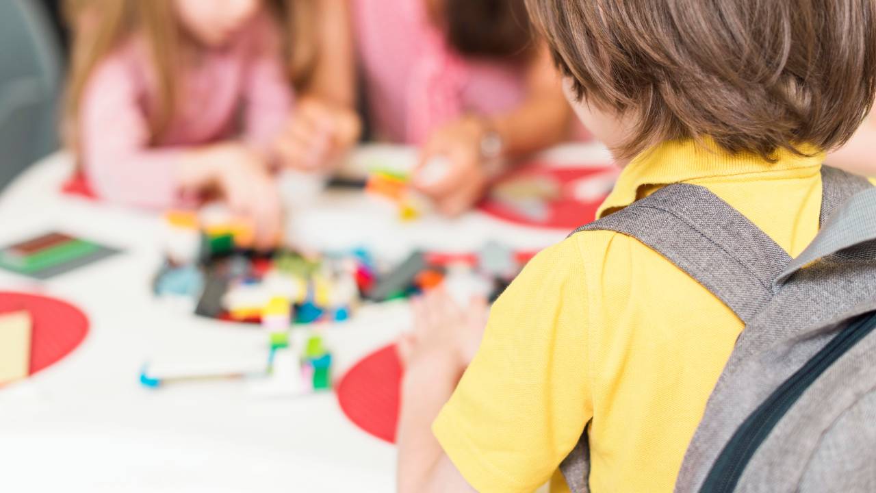 Scuola primaria, calo demografico e chiusure comunali: previsioni per il 2035