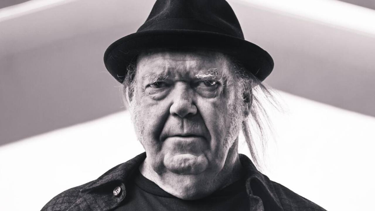 Concerti Neil Young 2026: date, biglietti e scaletta degli eventi a Lucca e Codroipo