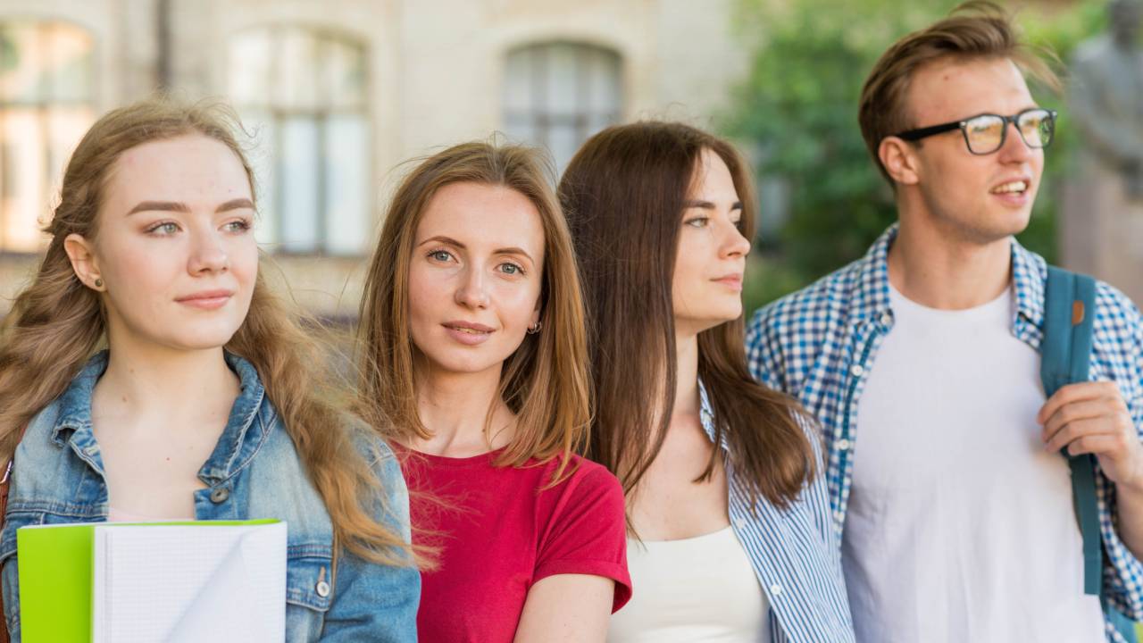 Fuoricorso universitari, calo record in dieci anni: 72mila studenti recuperati, ma uno su quattro resta in ritardo