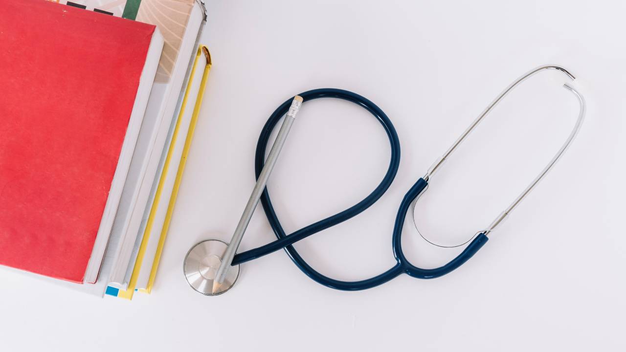 Semestre filtro di Medicina, frequenza minima al 51%: recuperi per accedere agli esami