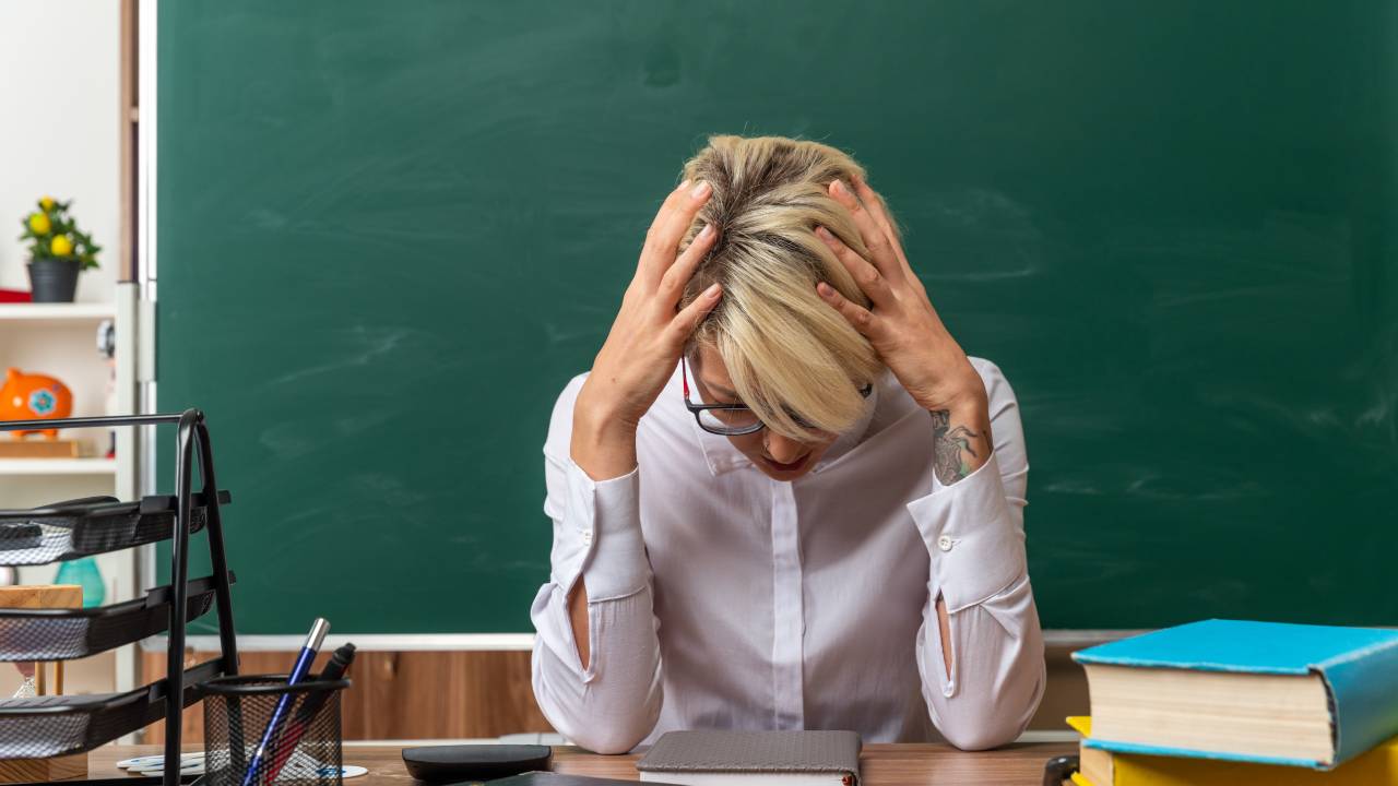 Docente supplente in sciopero della fame: stipendi bloccati da ottobre in Emilia-Romagna