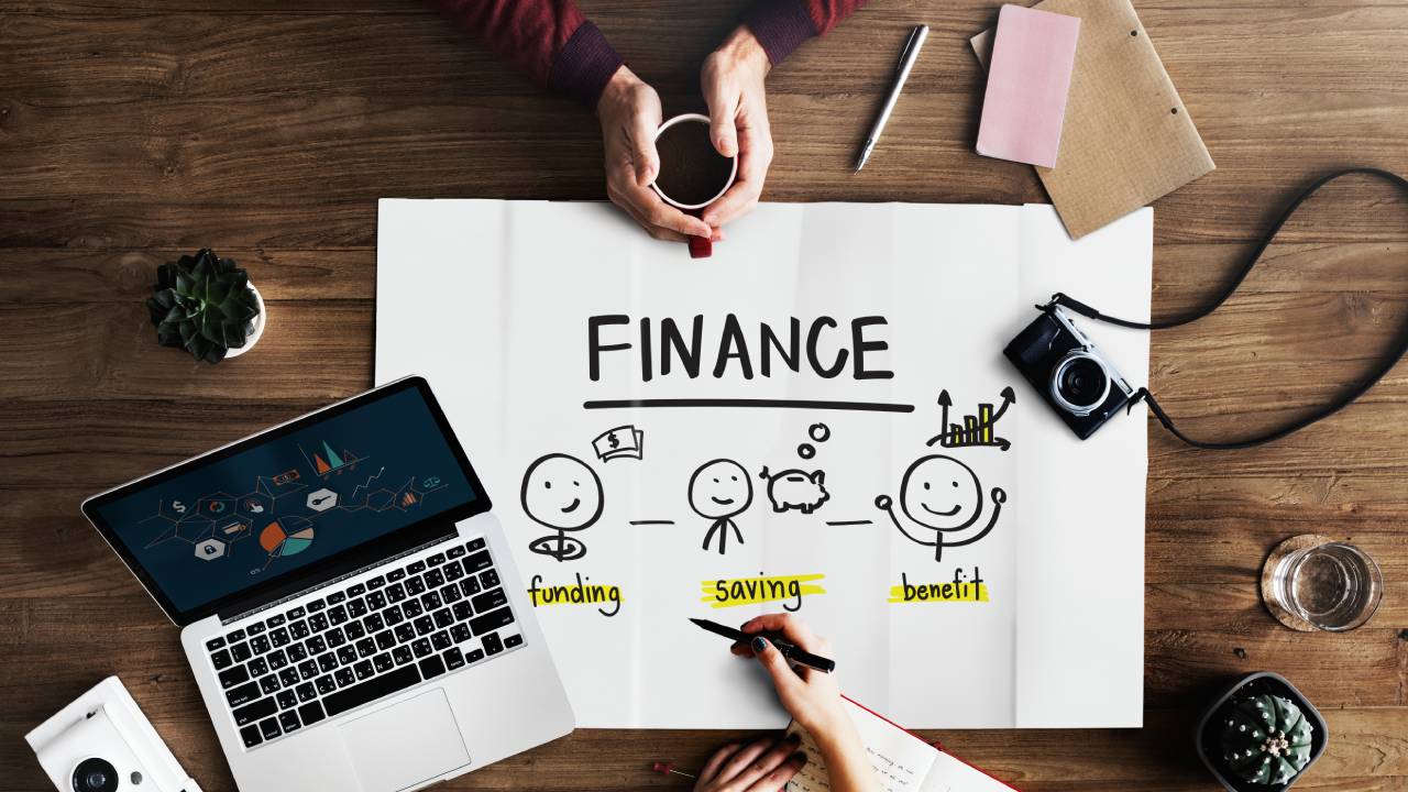 Educazione finanziaria nelle superiori, il 71,3% delle scuole la integra nei curricoli