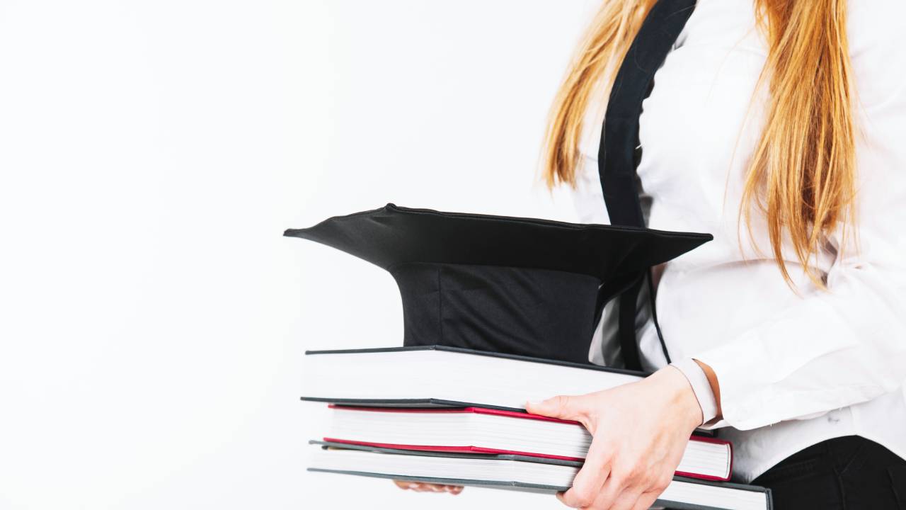 Occupazione dei laureati 2025, informatica e sanità trainano: 78,6% a 12 mesi, 93% a 5 anni