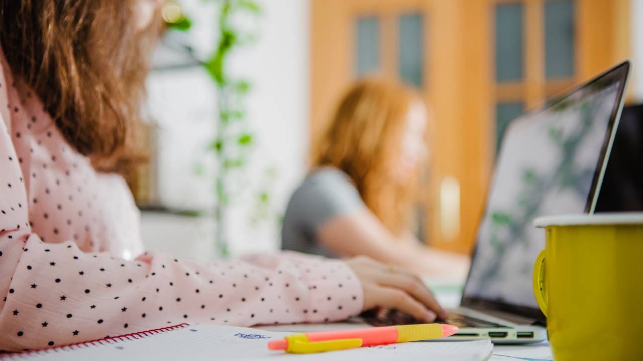 Scuola, cambia il registro elettronico: solo SPID/CIE e stop agli accessi degli alunni nel primo ciclo