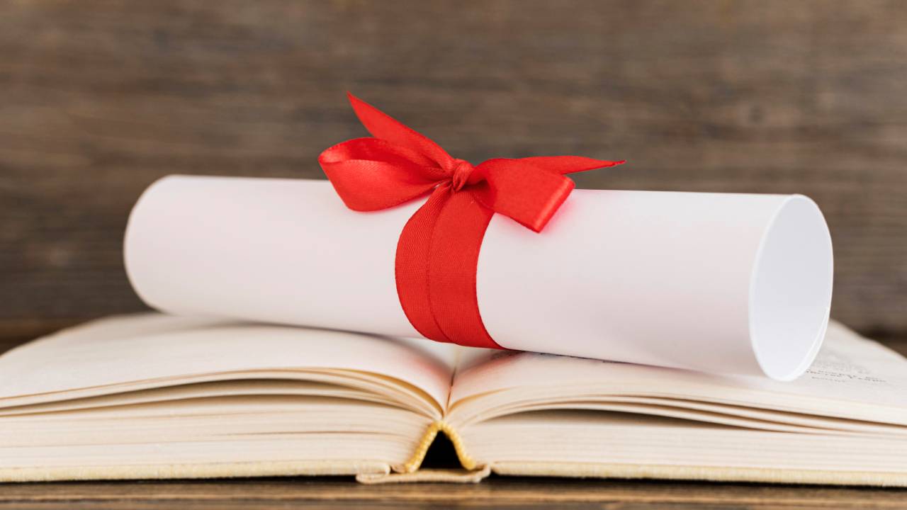 Un docente di Foggia nella top 50 del Global Teacher Prize 2026: si tratta del professore Alfonso Filippone