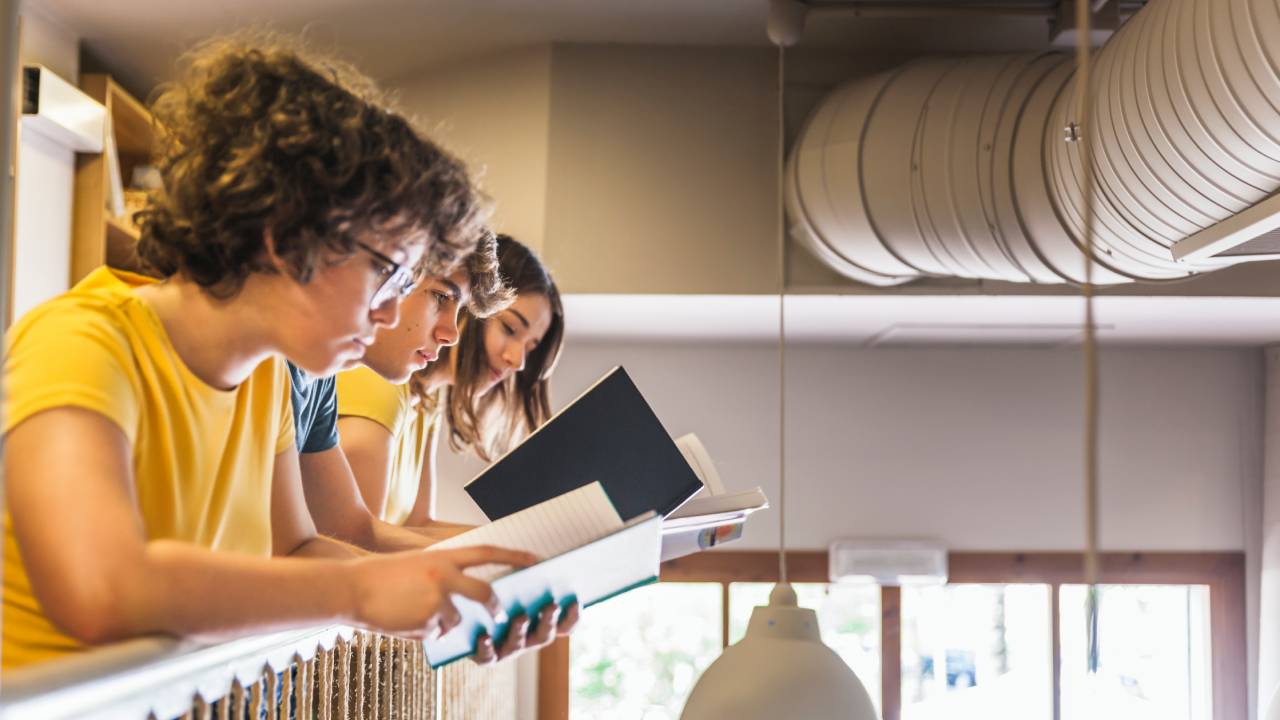 Ventilazione nelle scuole: VMC e sensori di CO2 per proteggere salute e apprendimento