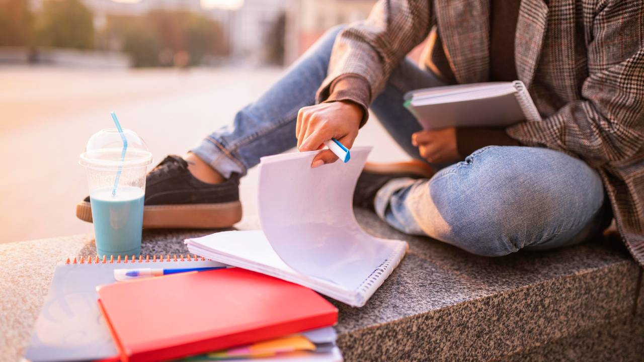 Sospensione scolastica, nuova riforma: studenti in attività di cittadinanza attiva presso il Terzo settore