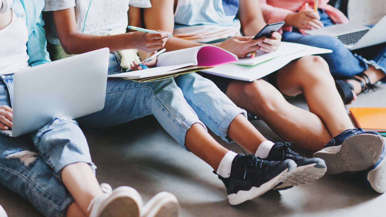 Italia tra i pionieri anti-dispersione: sistemi di allerta precoce e PEI per tutti gli studenti a rischio